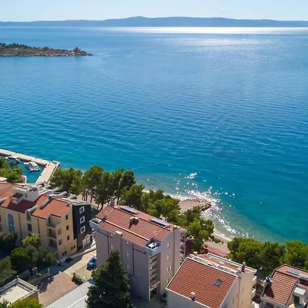 Beach Lucija * Makarska