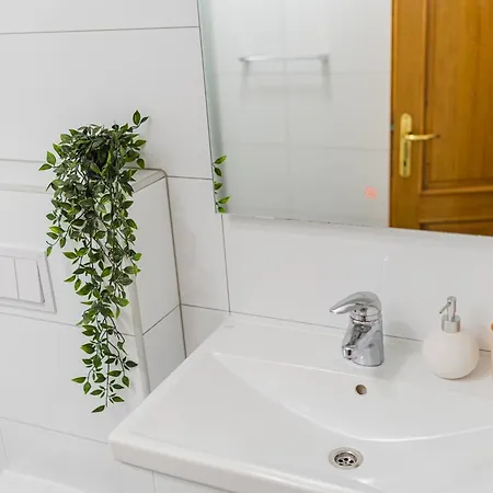 Beach Lucija Apartamento *